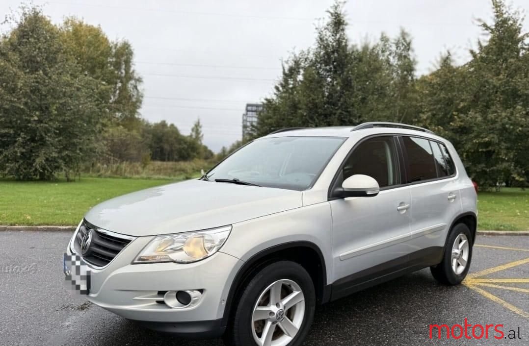 2008' Volkswagen Tiguan photo #1