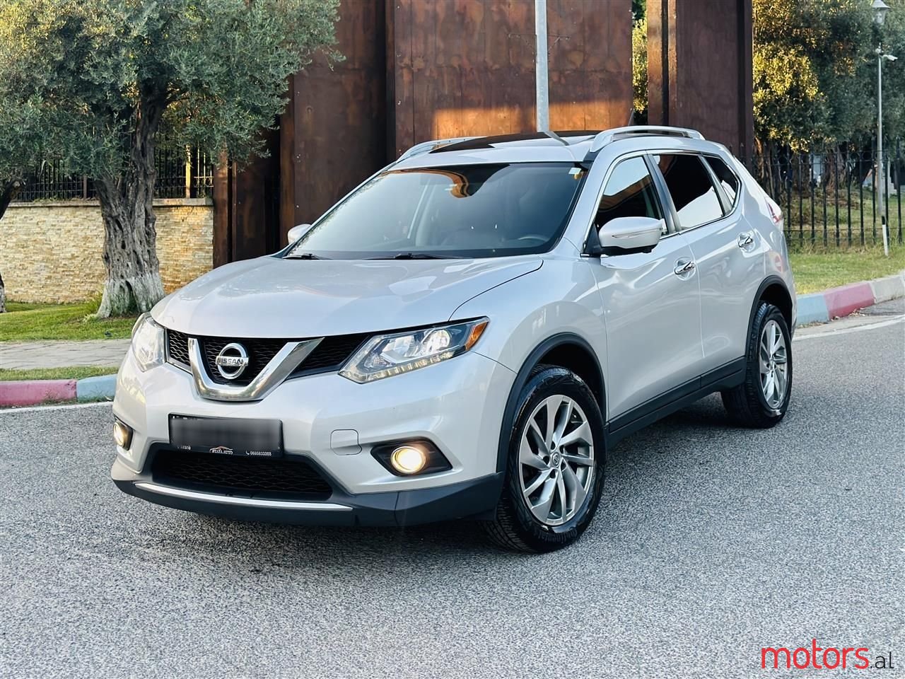 2015' Nissan X-Trail photo #1