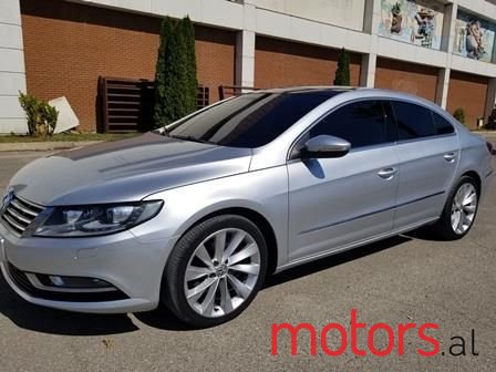 2012' Volkswagen Passat photo #3