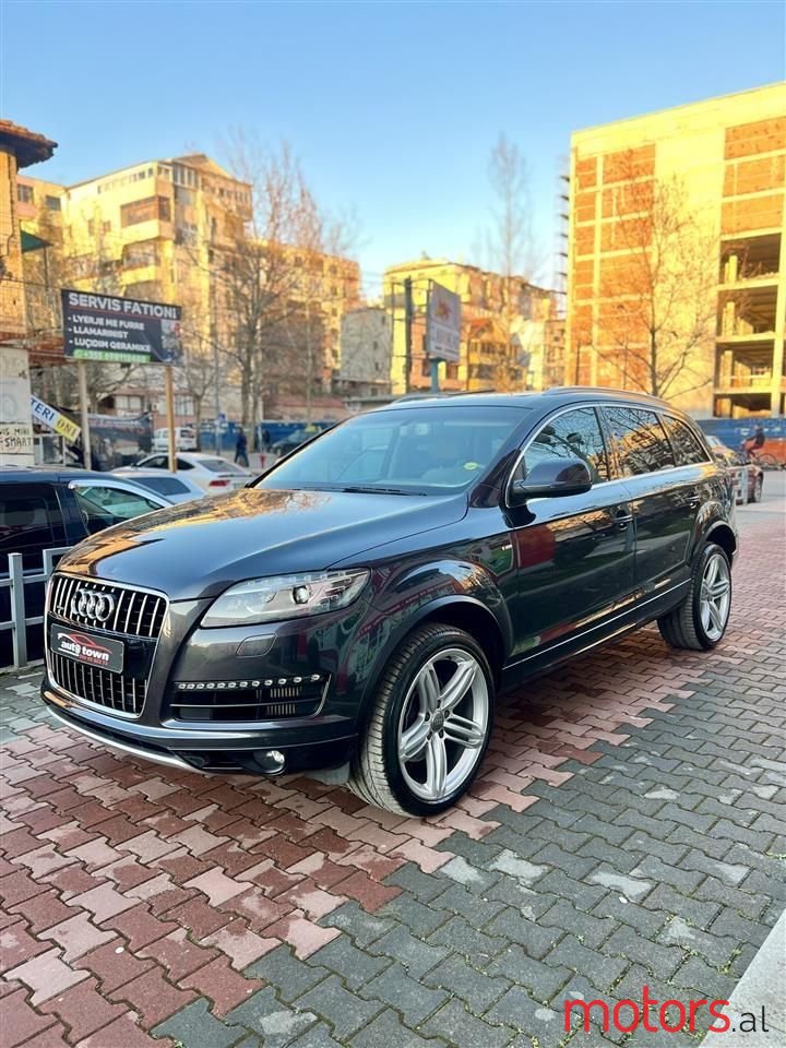 2009' Audi Q7 photo #1