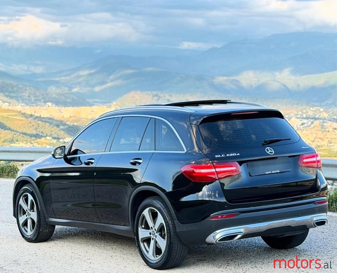 2018' Mercedes-Benz GLC 220 photo #5