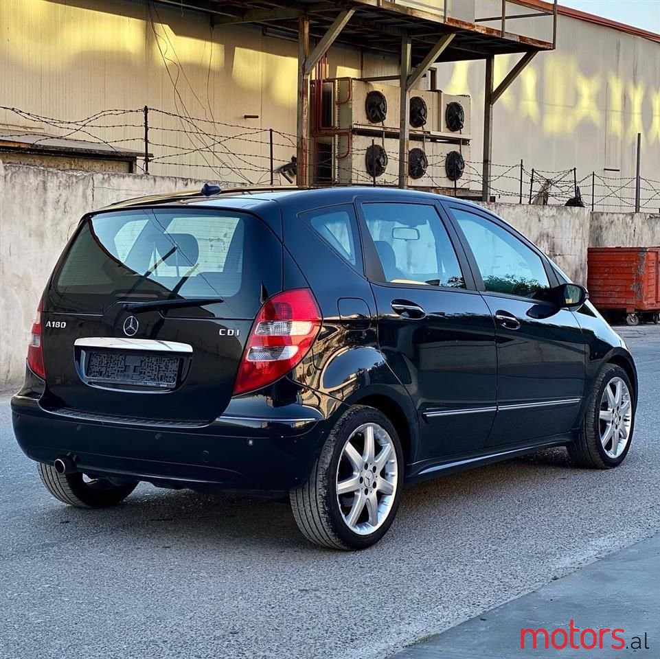 2006' Mercedes-Benz A 180 photo #3