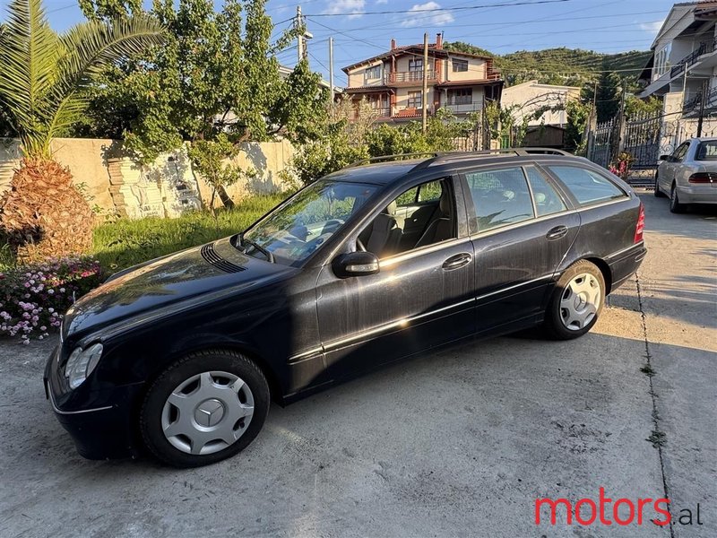 2006' Mercedes-Benz 220 photo #4