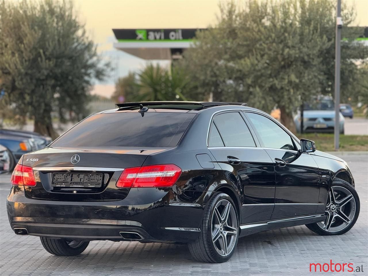 2012' Mercedes-Benz E 500 photo #4
