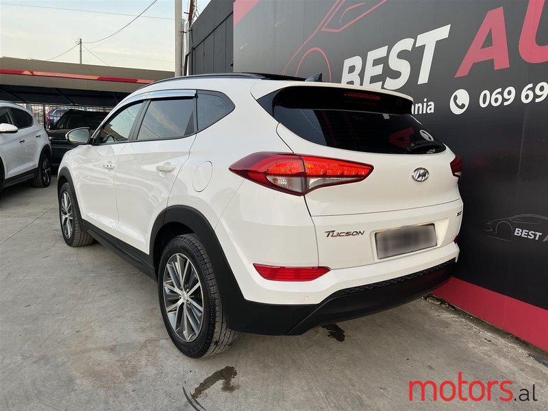 2015' Hyundai Tucson photo #2