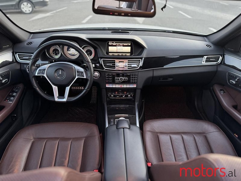 2014' Mercedes-Benz E 250 photo #6