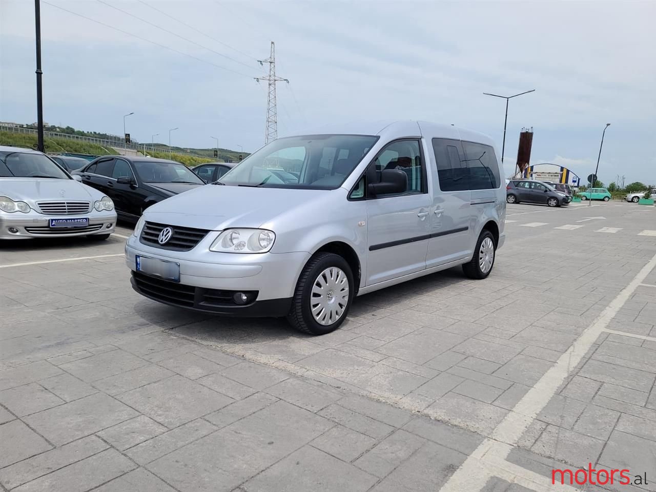 2008' Volkswagen Caddy photo #5