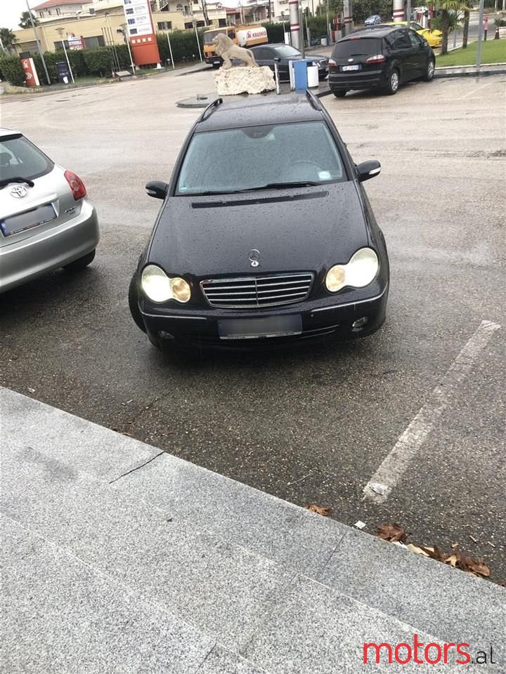 2005' Mercedes-Benz C 230 photo #2
