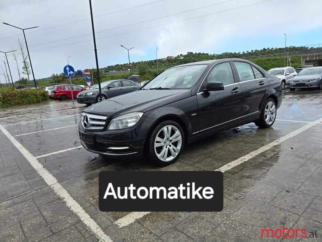 2010' Mercedes-Benz C 300 photo #1