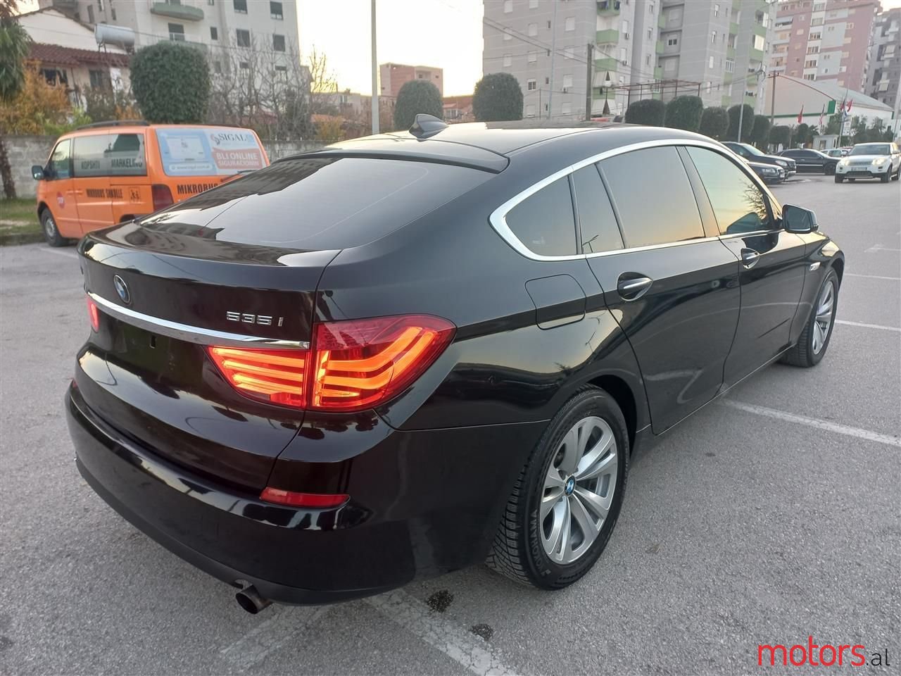 2009' BMW 535 photo #4