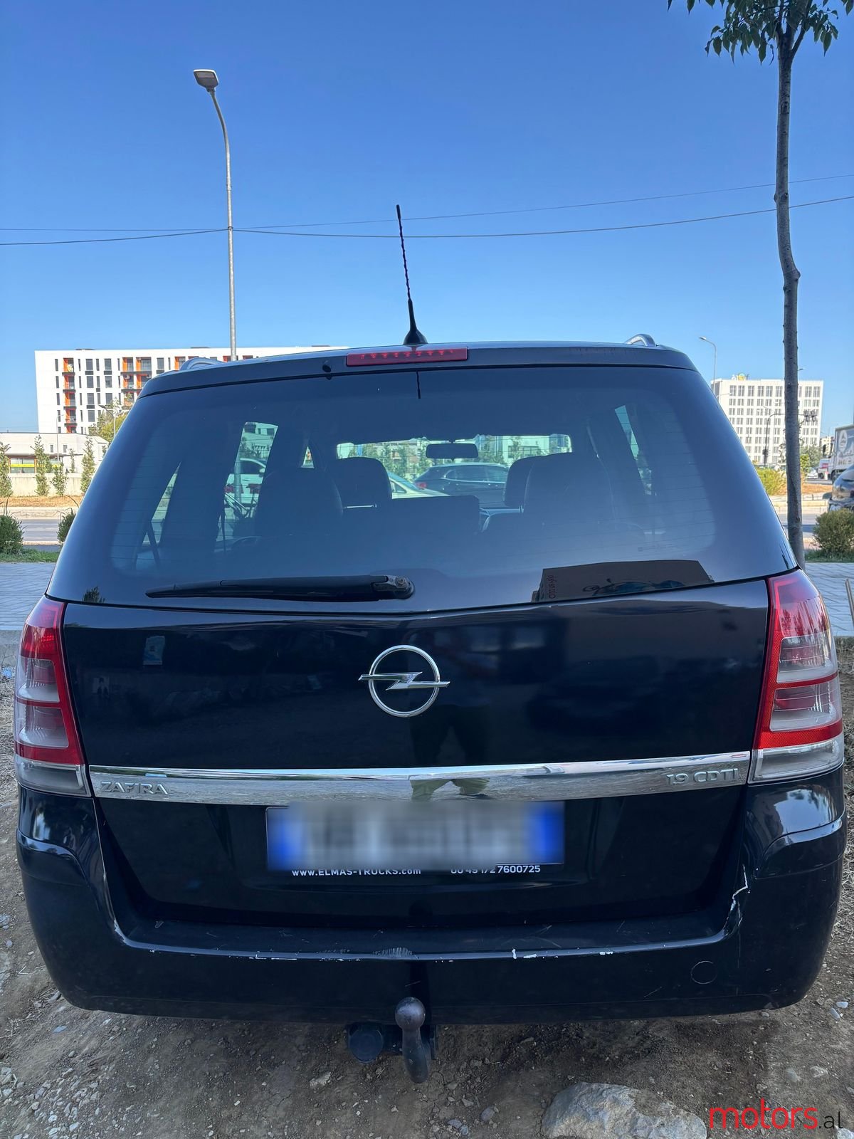 2009' Opel Zafira photo #4
