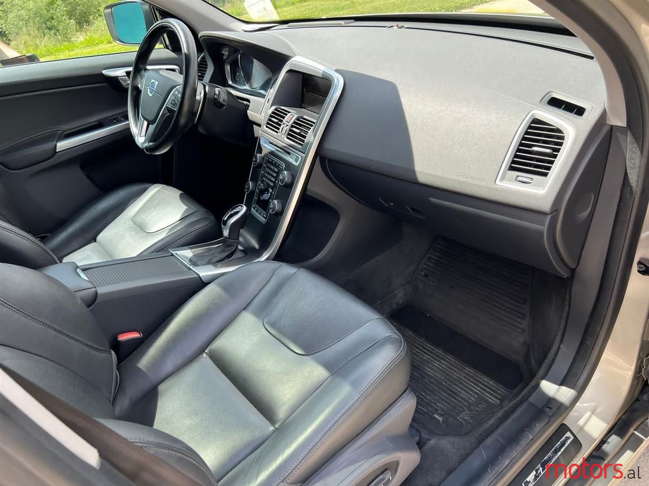 2015' Volvo Xc 60 photo #5