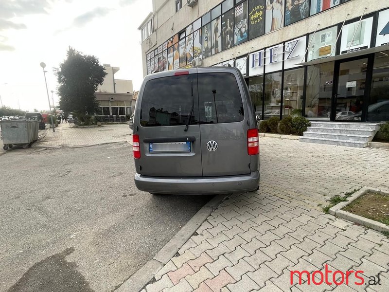 2015' Volkswagen Caddy photo #2