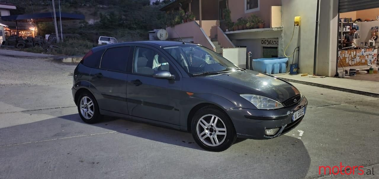 2001' Ford Focus photo #1