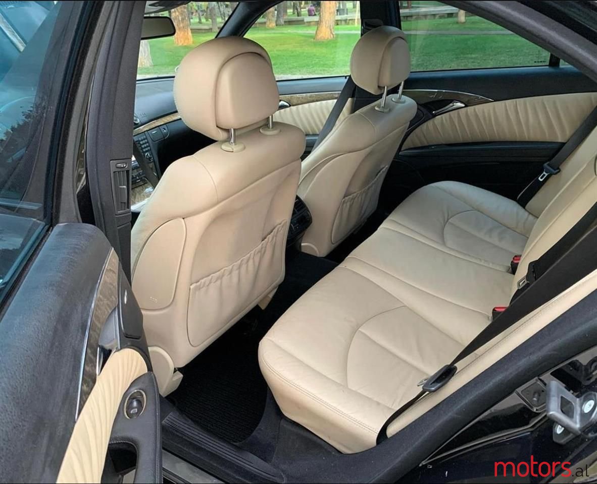 2007' Mercedes-Benz E 280 photo #3