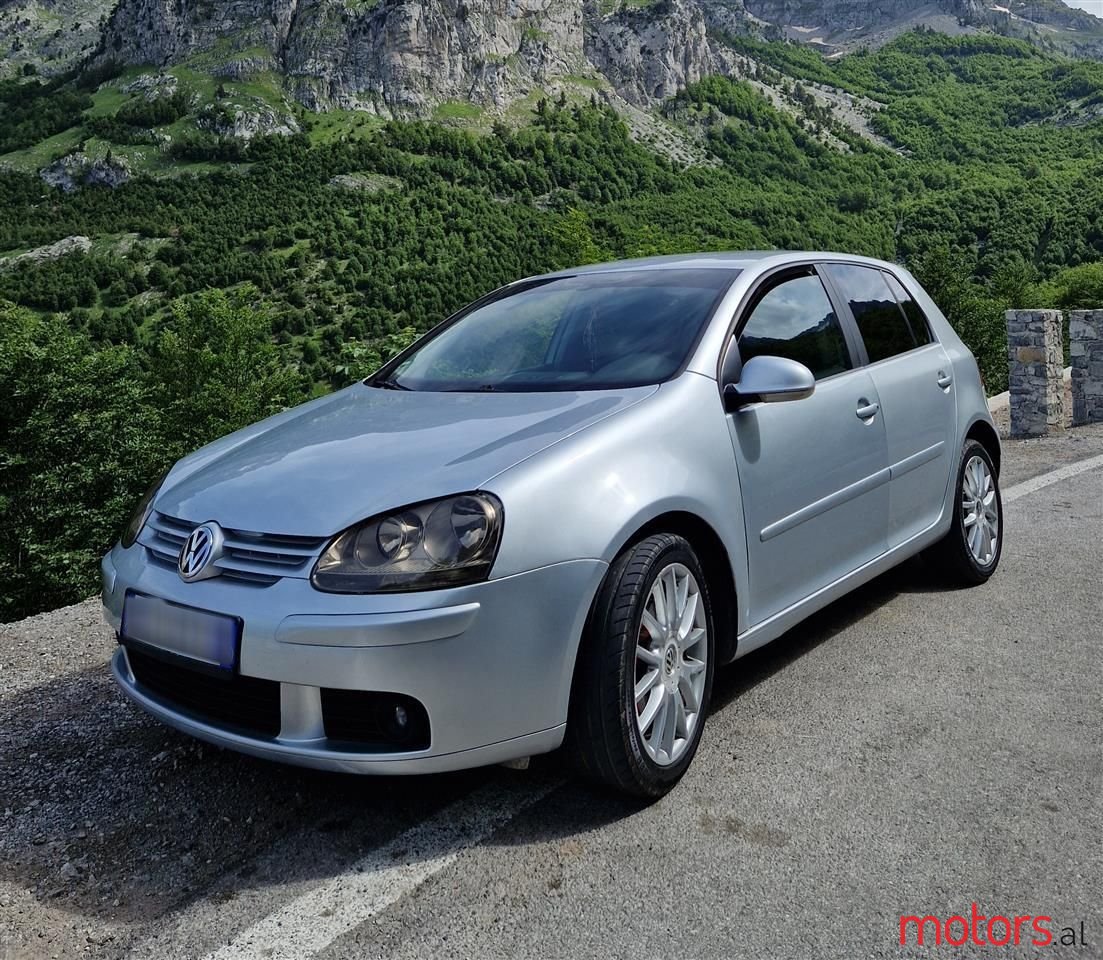 2005' Volkswagen Golf photo #5