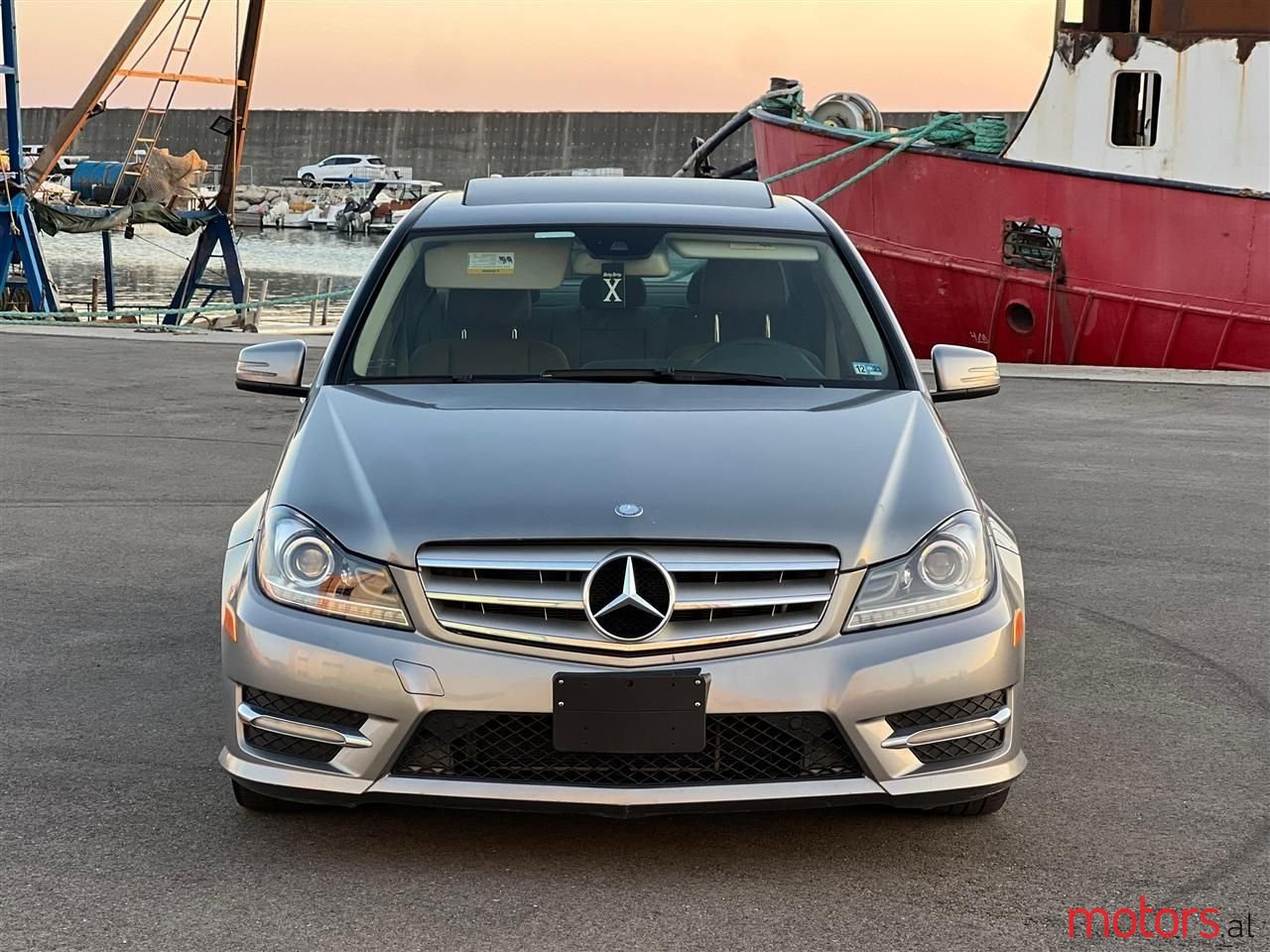 2012' Mercedes-Benz C 300 photo #3