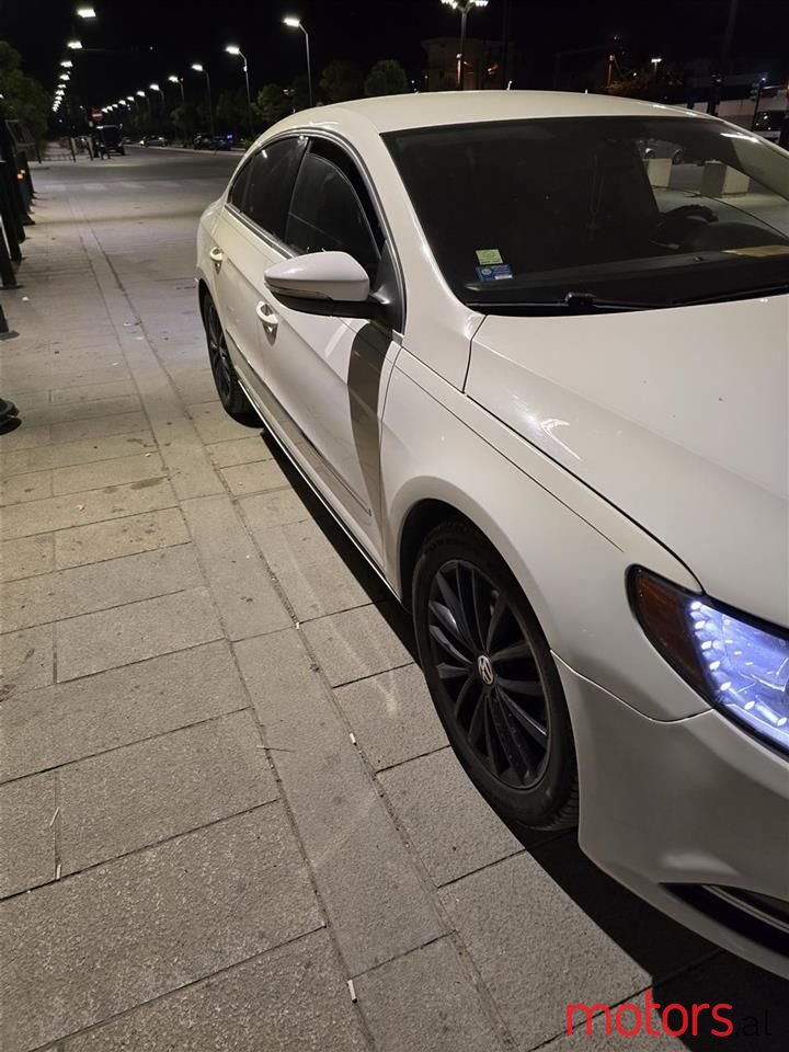 2013' Volkswagen photo #2