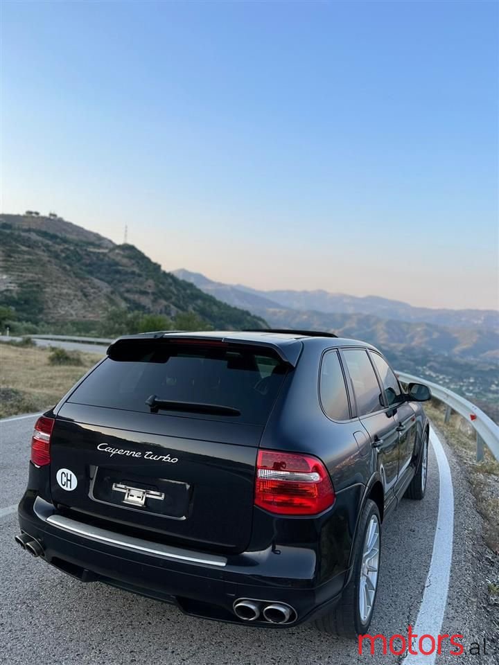 2009' Porsche Cayenne photo #4