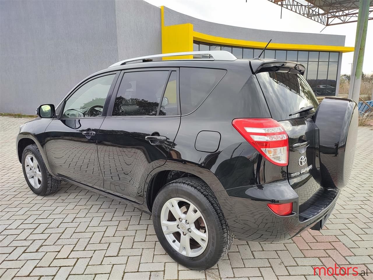 2010' Toyota RAV4 photo #1