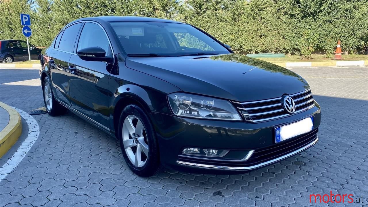 2014' Volkswagen Passat photo #5