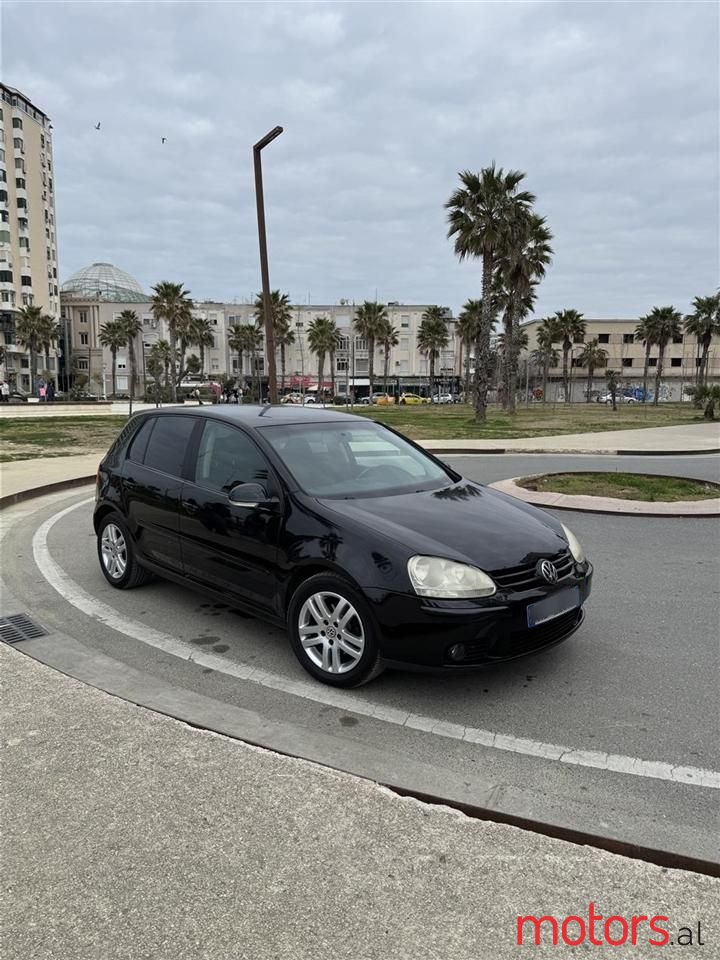 2006' Volkswagen Golf photo #1