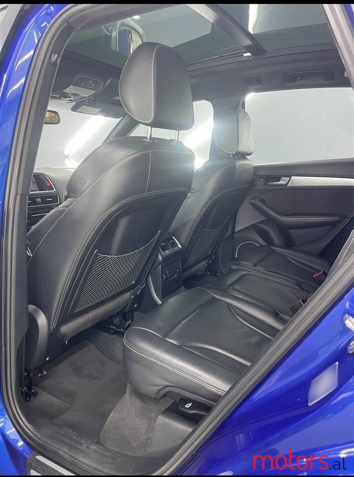 2016' Audi SQ5 photo #6