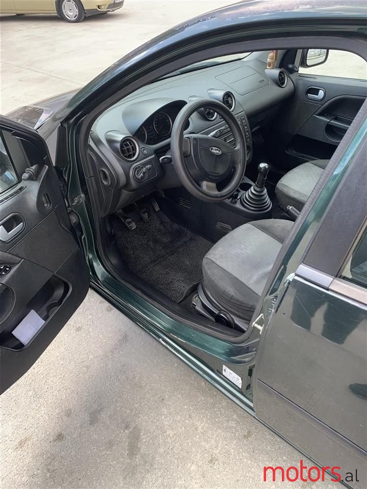 2004' Ford Fiesta photo #3