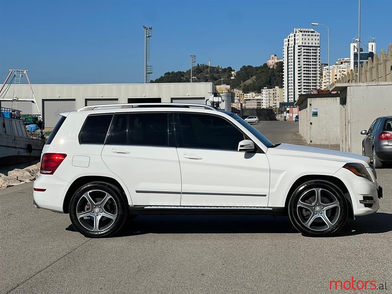 2013' Mercedes-Benz GLK 250 photo #2