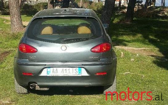 2002' Alfa Romeo 147 photo #3