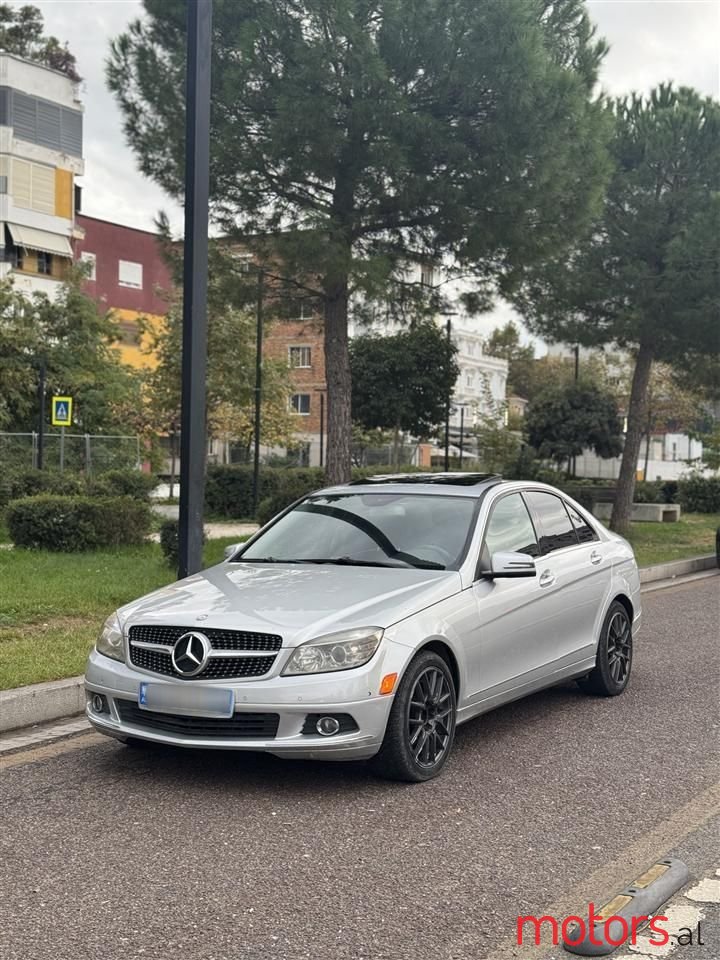 2010' Mercedes-Benz C 250 photo #1