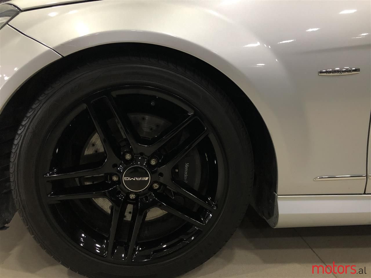 2012' Mercedes-Benz C 300 photo #5