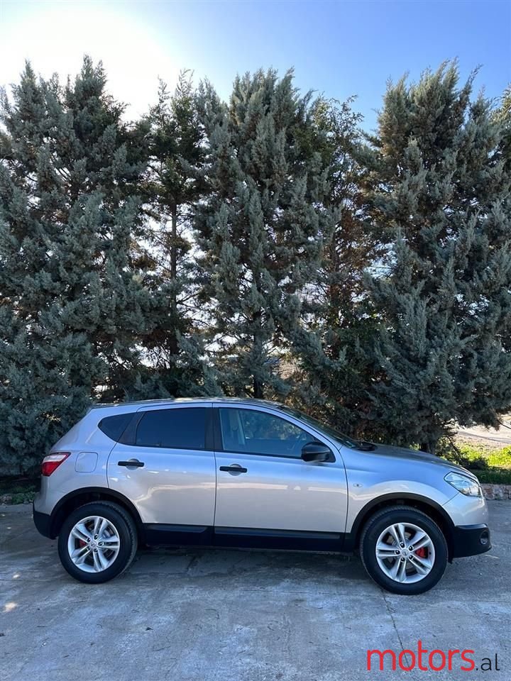 2011' Nissan Qashqai photo #6