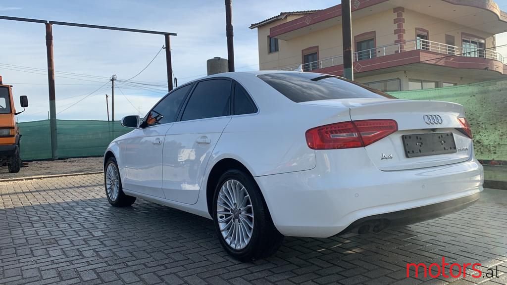 2013' Audi A4 photo #2