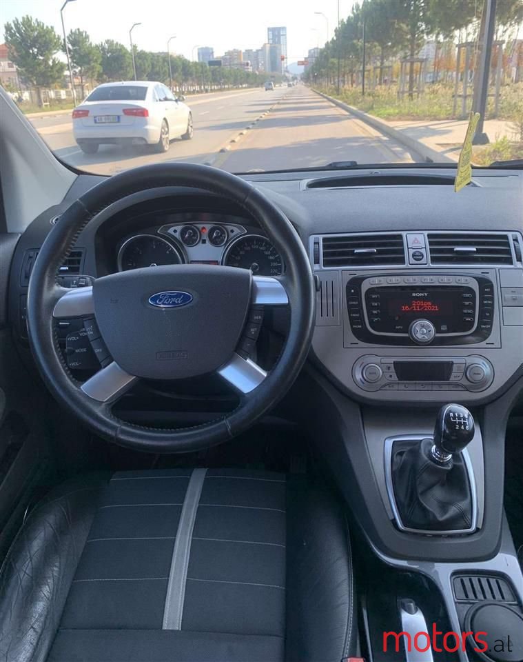 2008' Ford Kuga photo #3