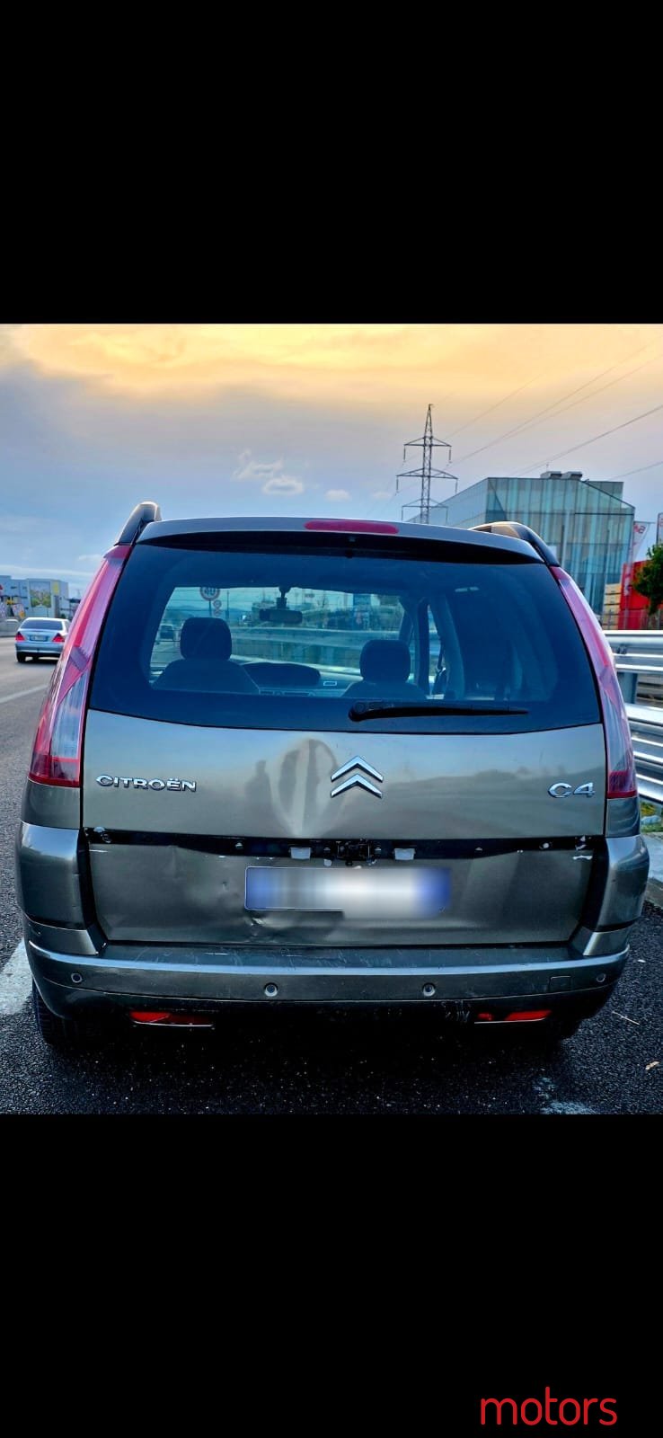 2010' Citroen C4 Grand Picasso photo #5