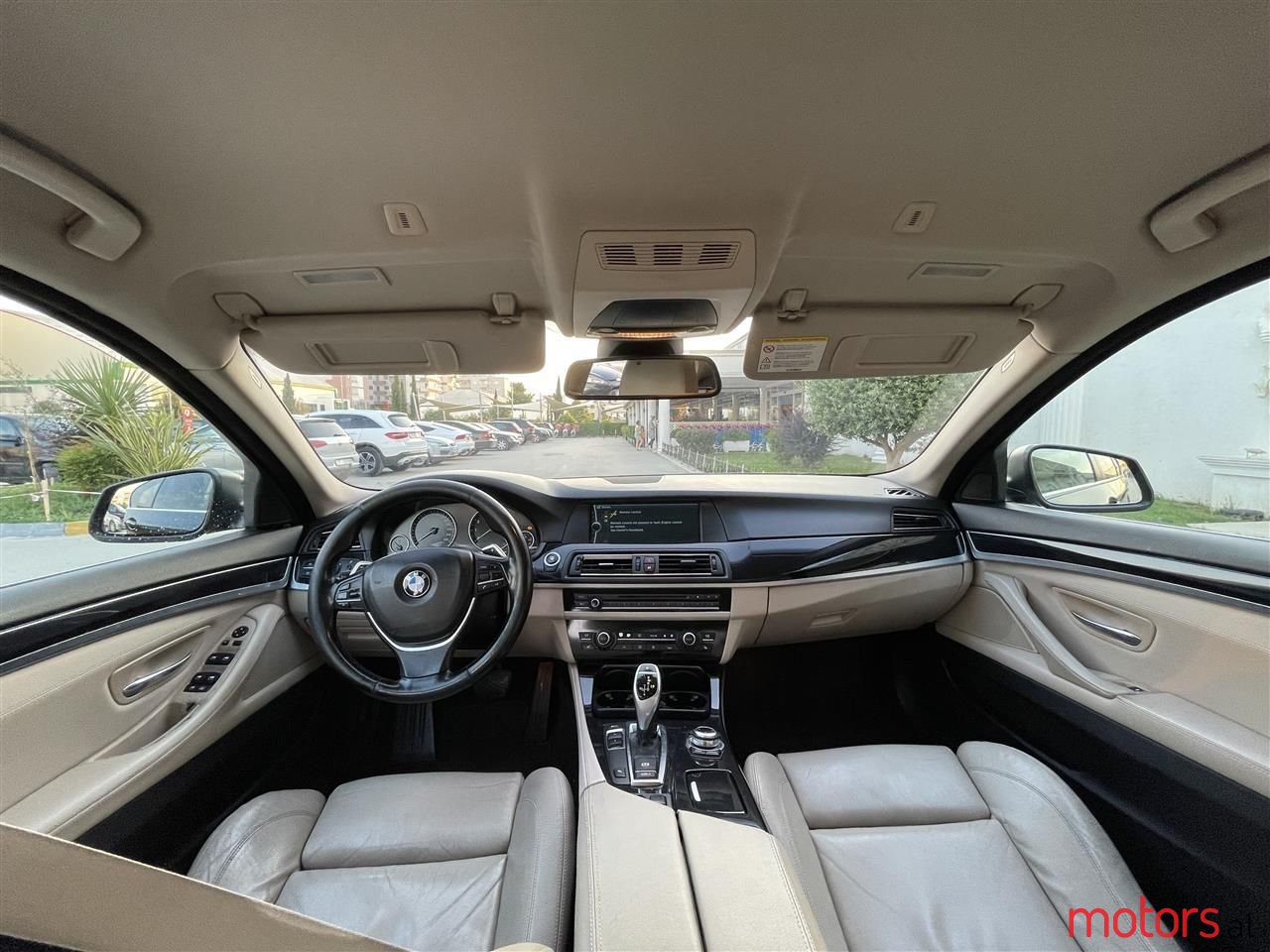 2012' BMW 528 photo #3