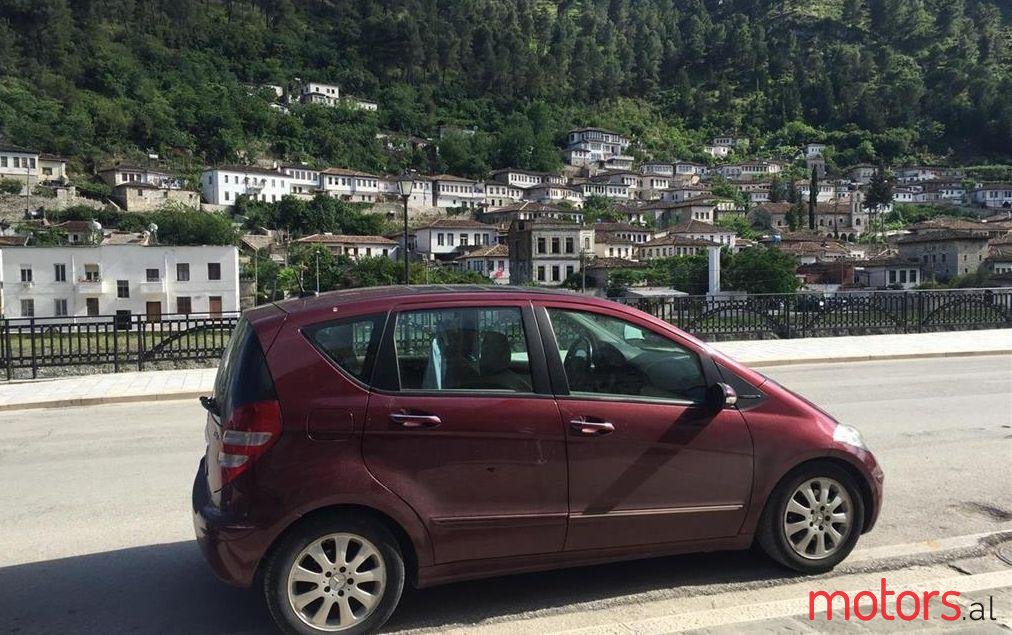 2005' Mercedes-Benz A 200 photo #1