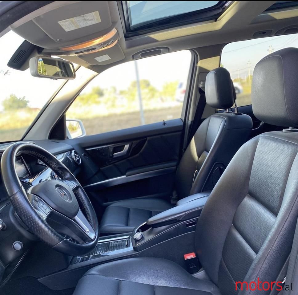 2013' Mercedes-Benz GLK 250 photo #5