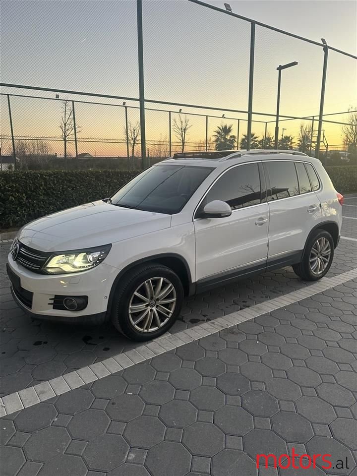 2014' Volkswagen Tiguan photo #1