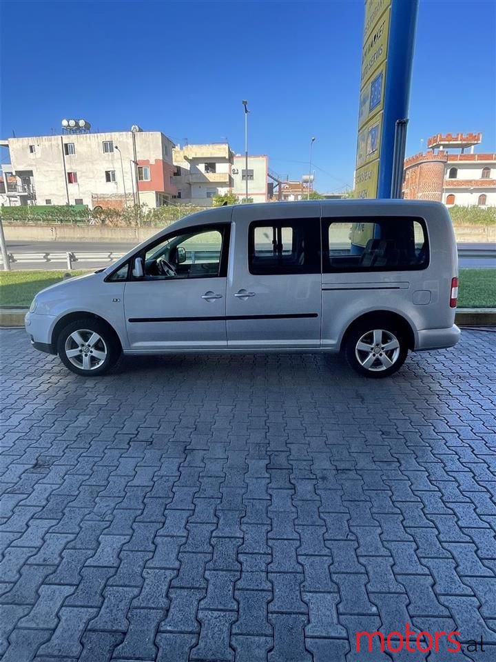 2009' Volkswagen Caddy photo #3