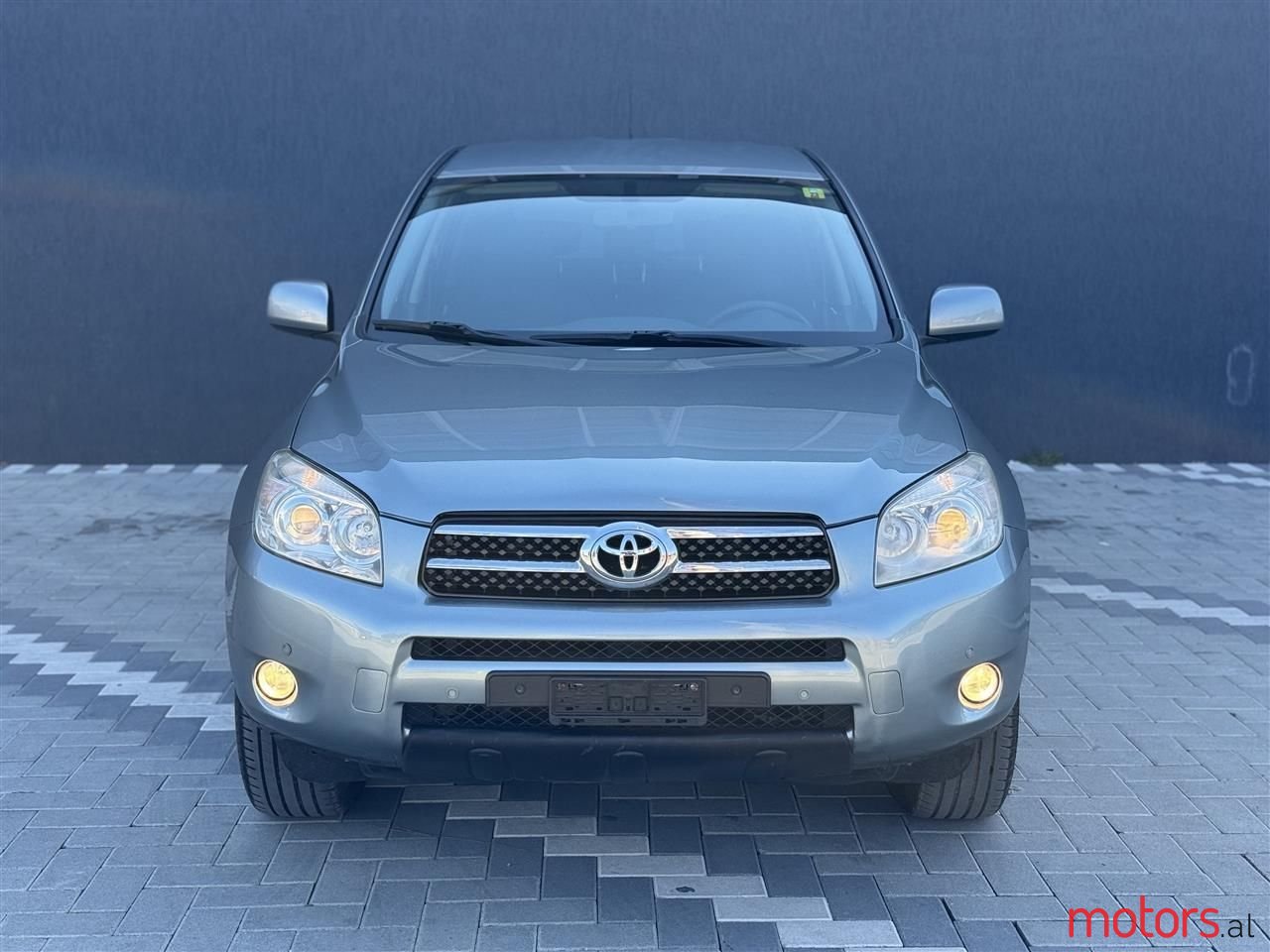 2008' Toyota RAV4 photo #3