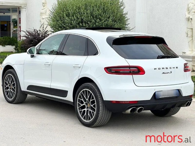 2017' Porsche Macan photo #5