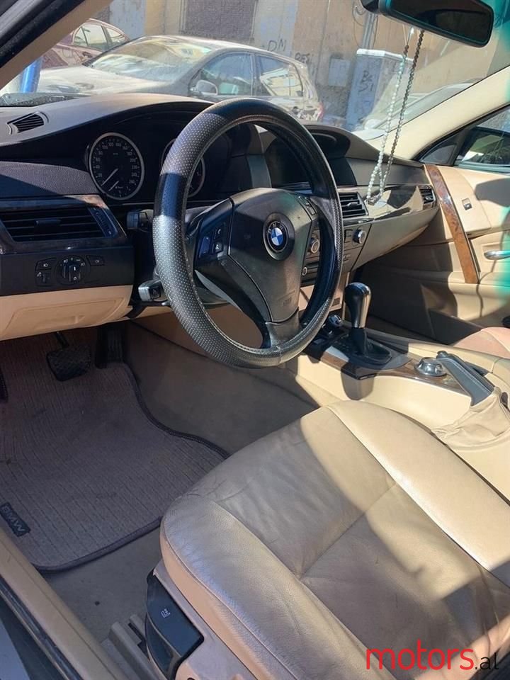 2005' BMW 530 photo #5
