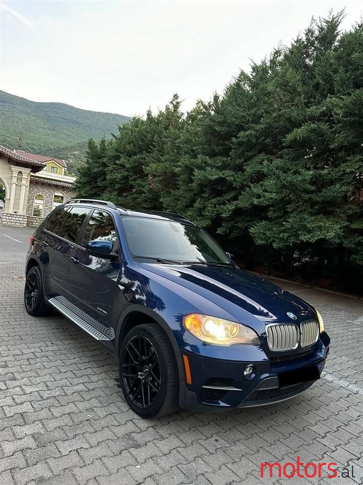 2011' BMW X5 photo #1