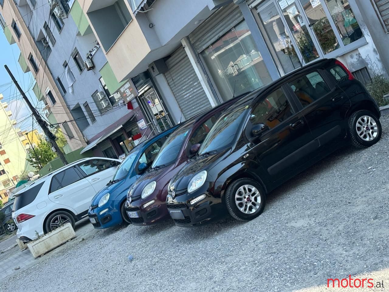 2012' Fiat Panda photo #2