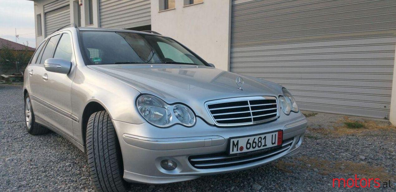 2005' Mercedes-Benz C-Class photo #1