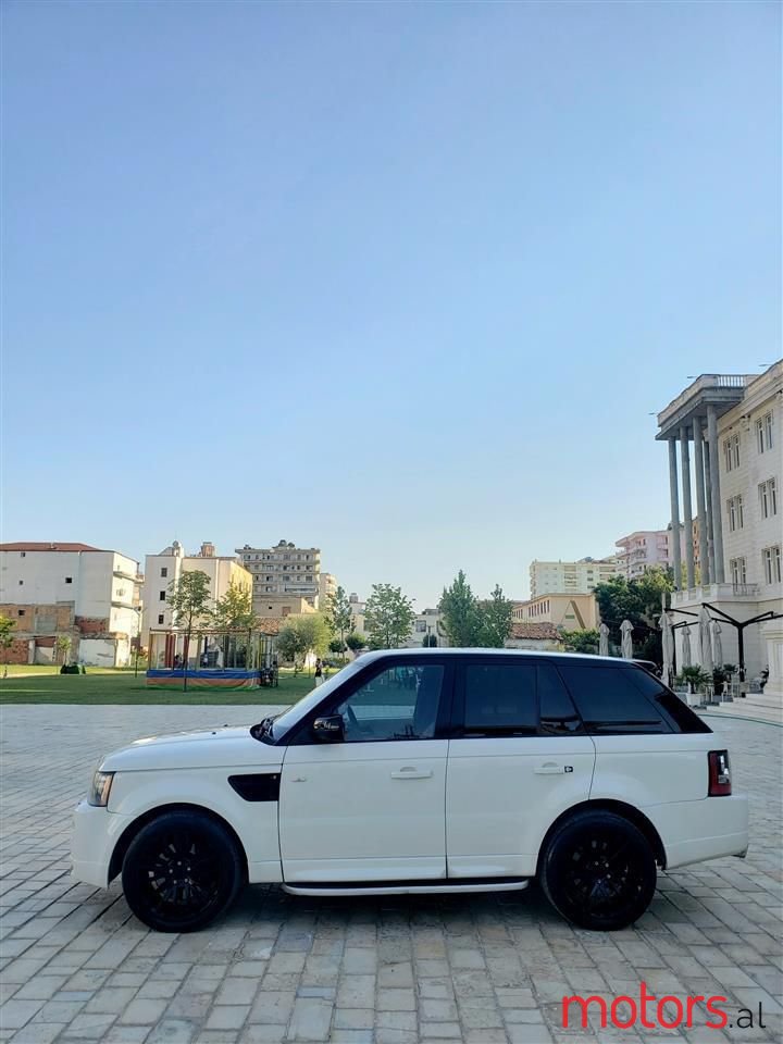 2009' Land Rover Range Rover Sport photo #4