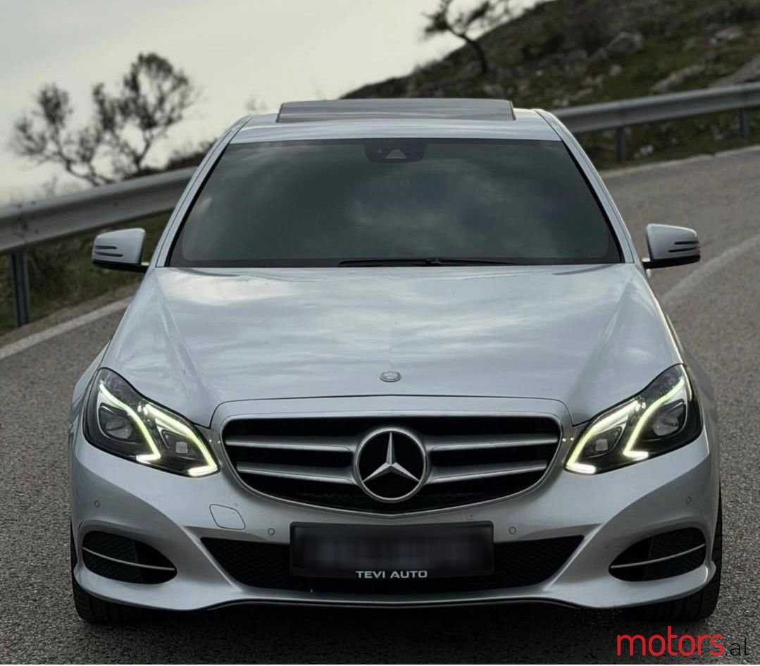 2014' Mercedes-Benz E 220 photo #3