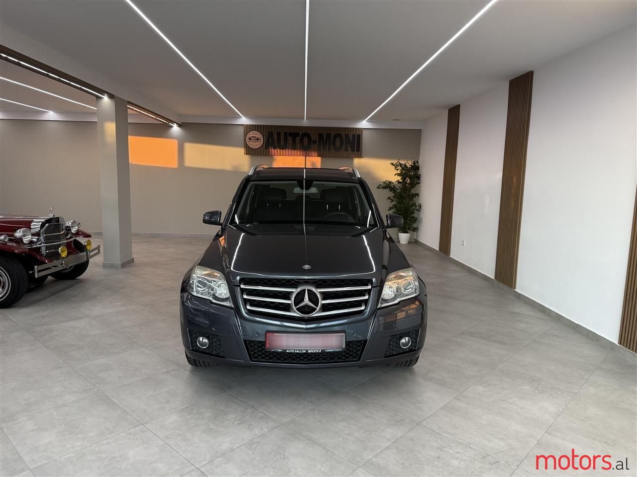 2010' Mercedes-Benz GLK 220 photo #3